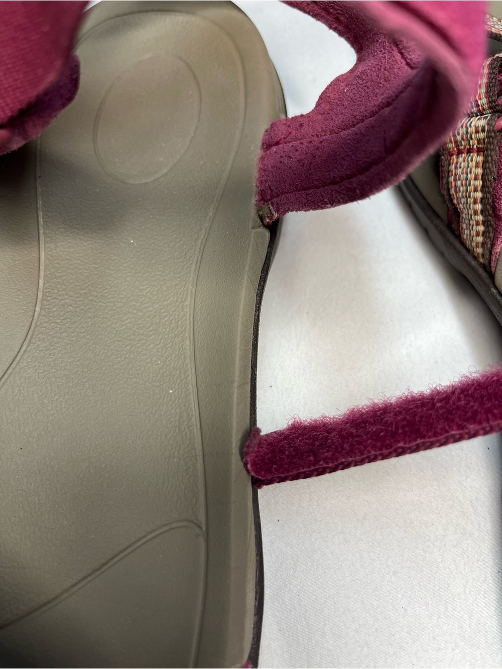 Teva Women's Oneway Sandals Burgundy - Picture 10 of 10